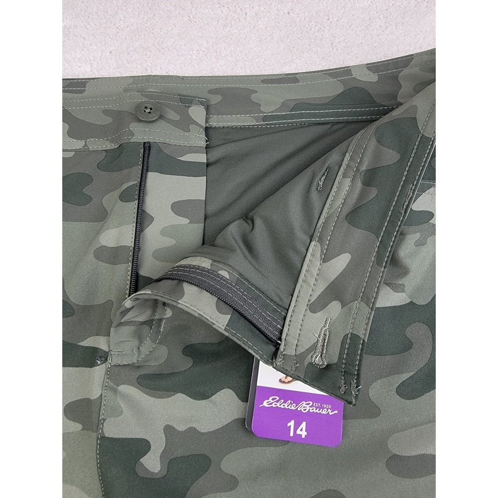 Eddie Bauer NEW Women 14 Green Camo Adventurer 2.0 Active Gorpcore Hiking Skort - Picture 6 of 13